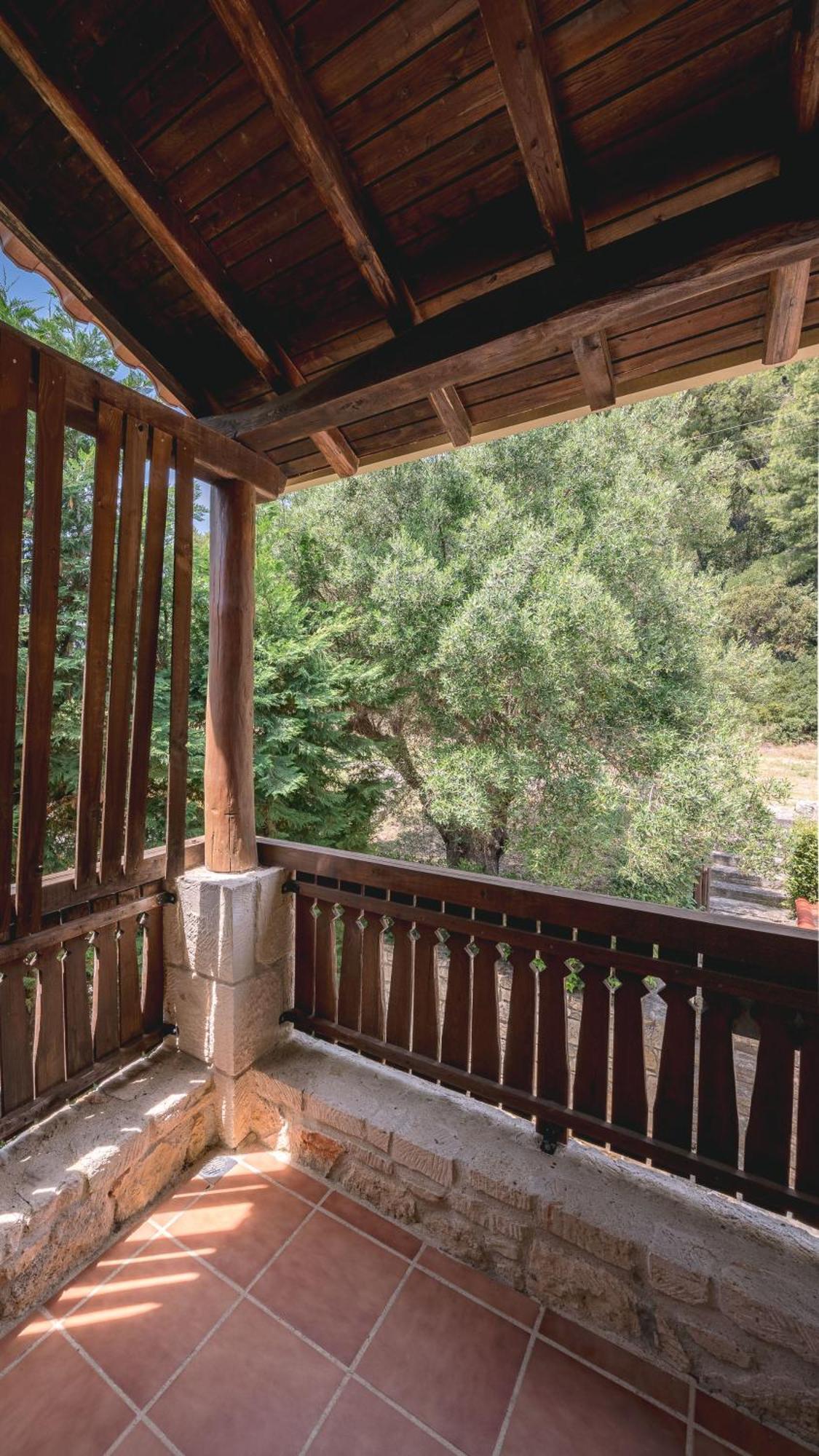 Stone Made Private Pool Villas Kriopigi Room photo